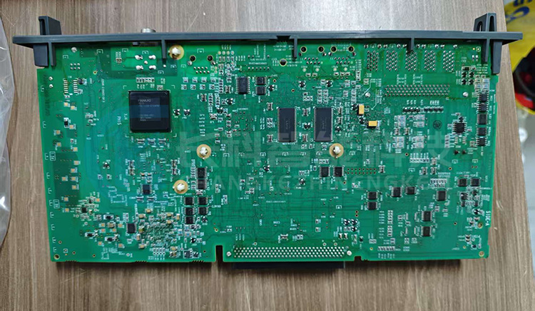 FANUC發(fā)那科控制器主板A16B-3200-0810/10C FANUC發(fā)那科控制器主板A16B-3200-0810/10C